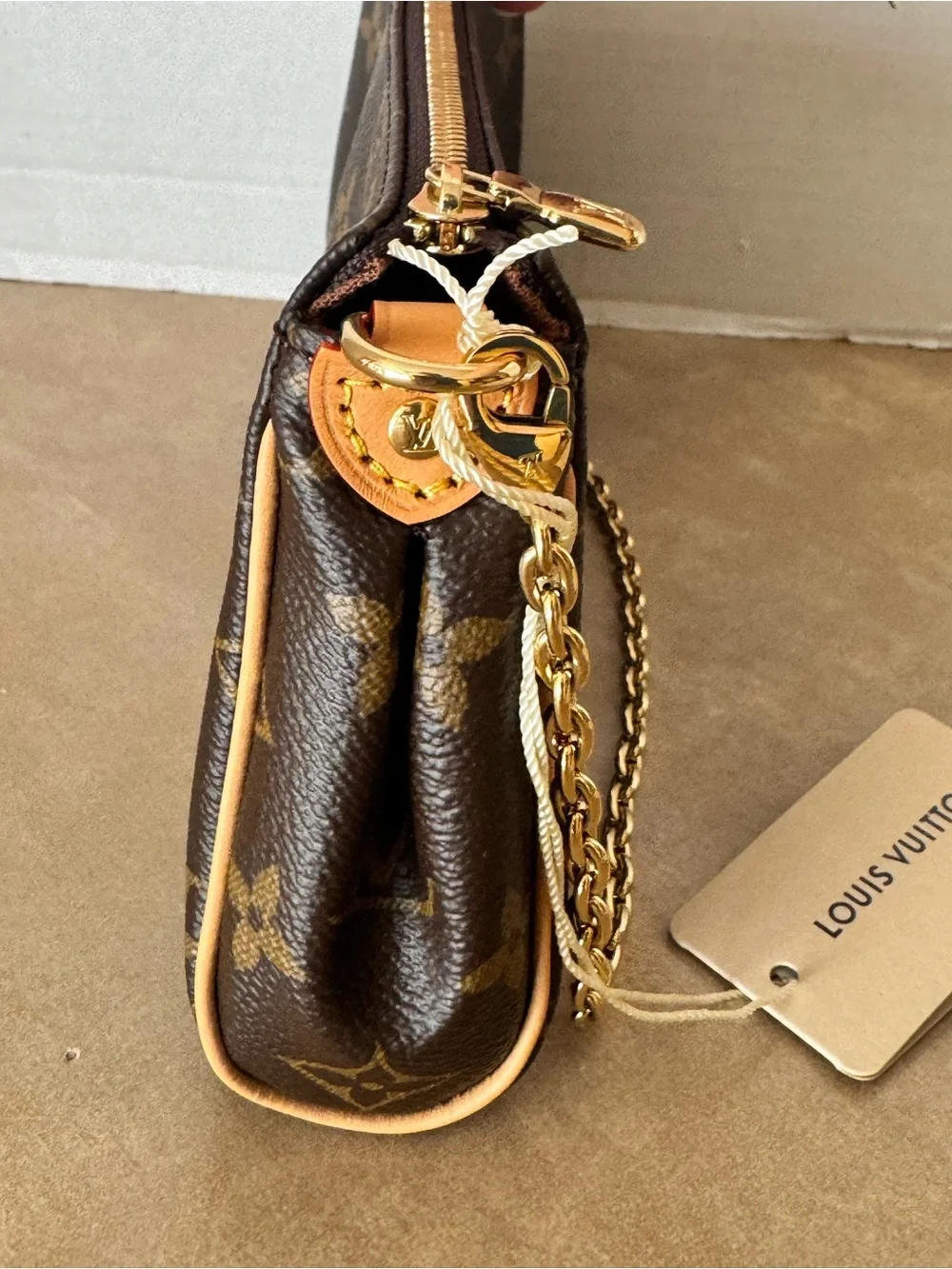 Louis Vuitton Pochette Eva M13567 *NWT*